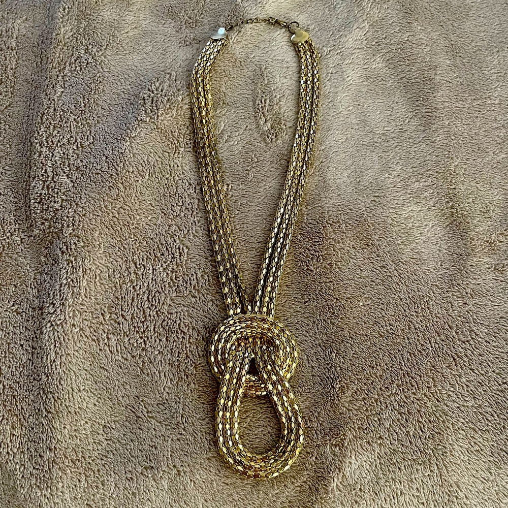 Shiny gold statement necklace